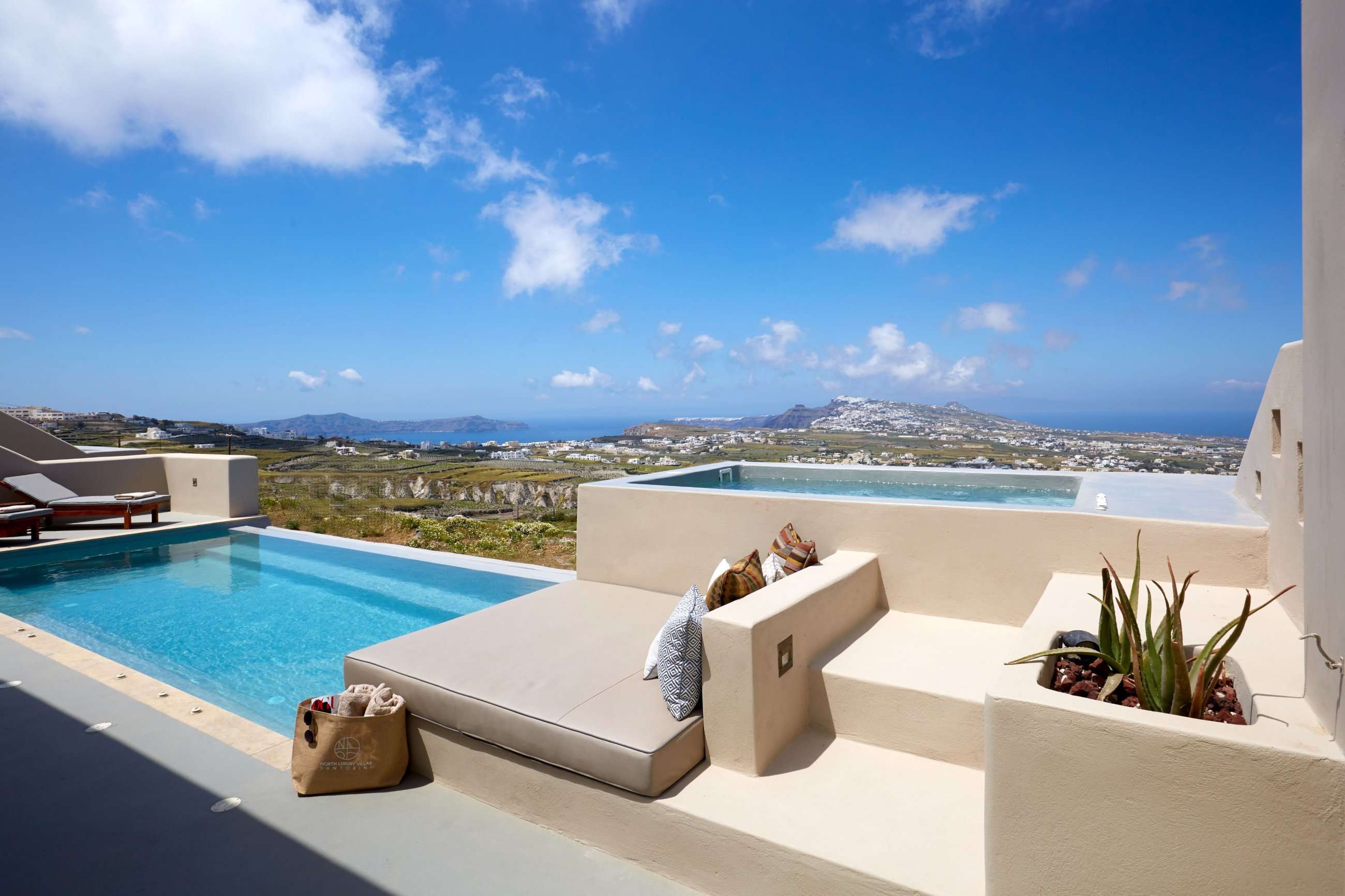 North Santorini - Luxury Villas - With Private Pool & Heated Plunge Pool