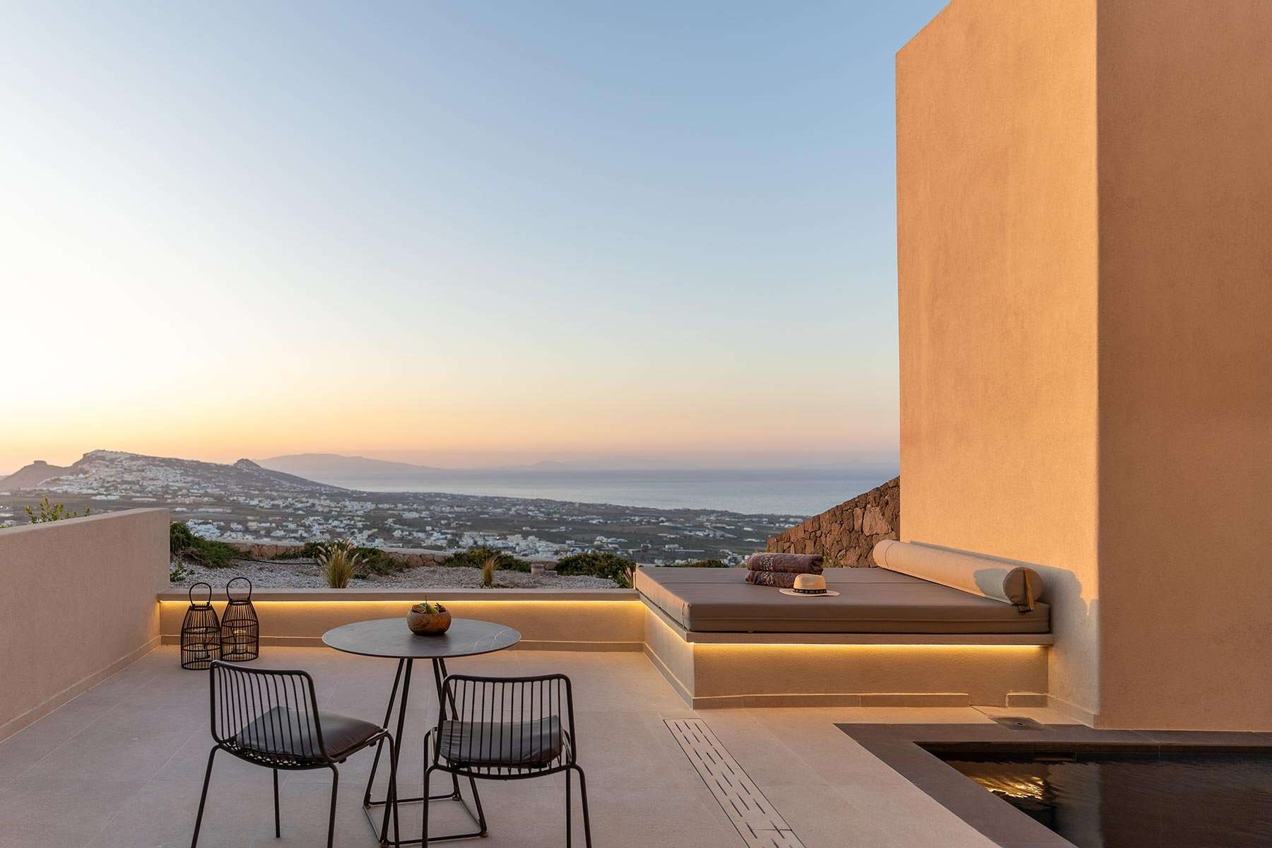 Obsidian Suite with Private Heated Pool